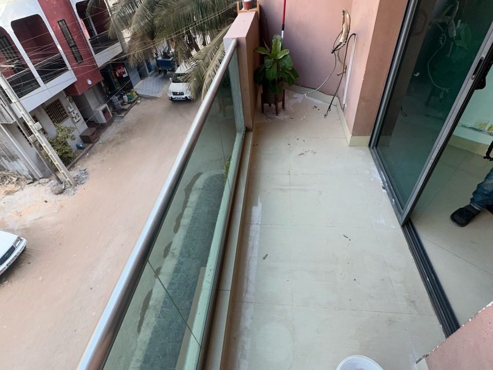 1000934863
